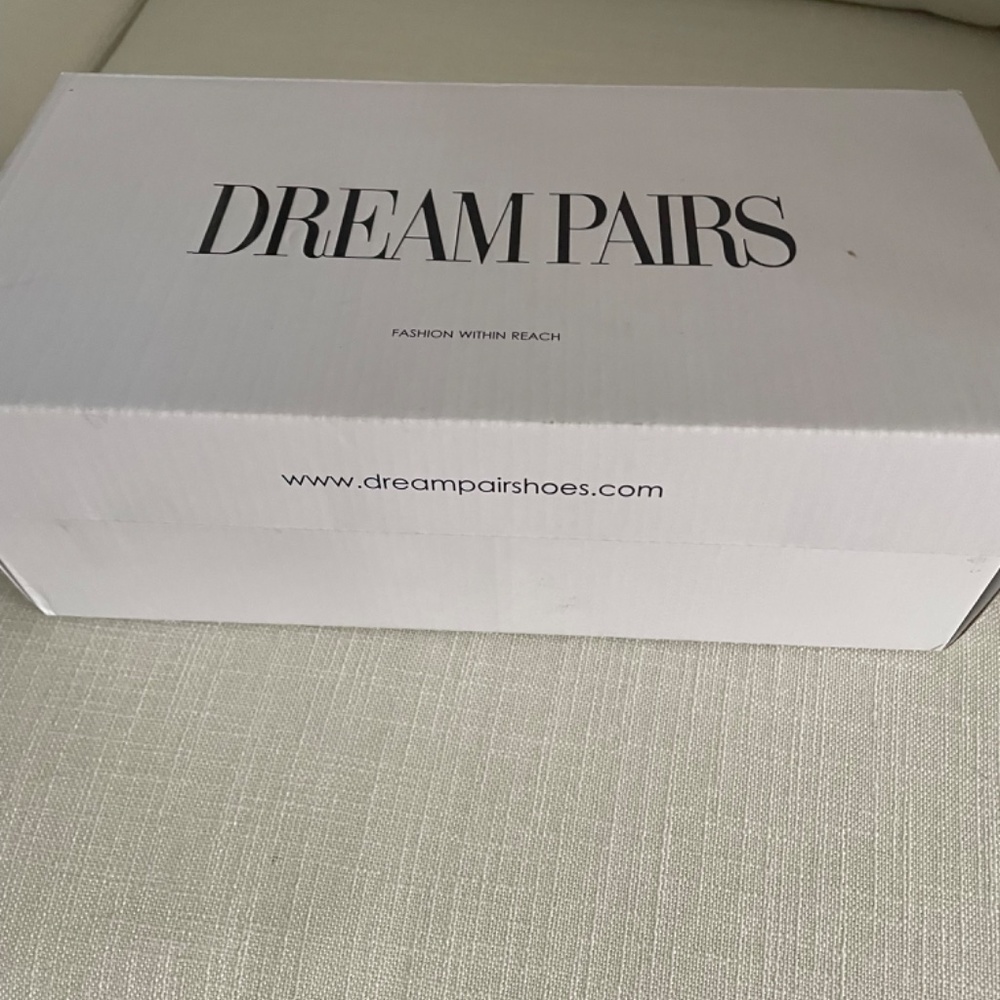 Shoes - Picture 4 of 4